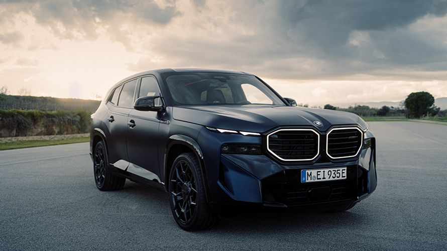 BMW XM 프로모션.