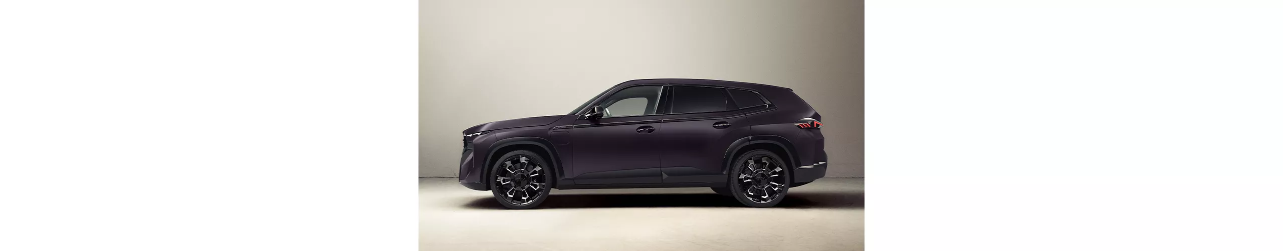 BMW XM by Kith