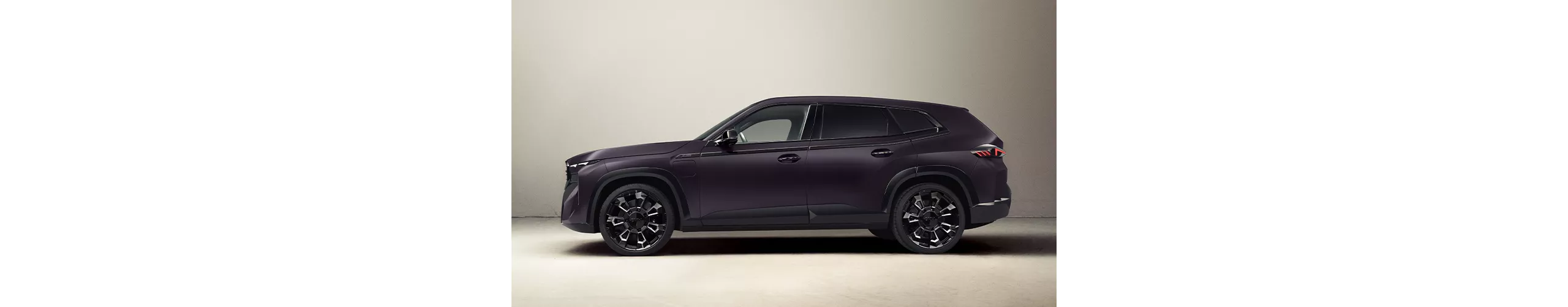 BMW XM by Kith