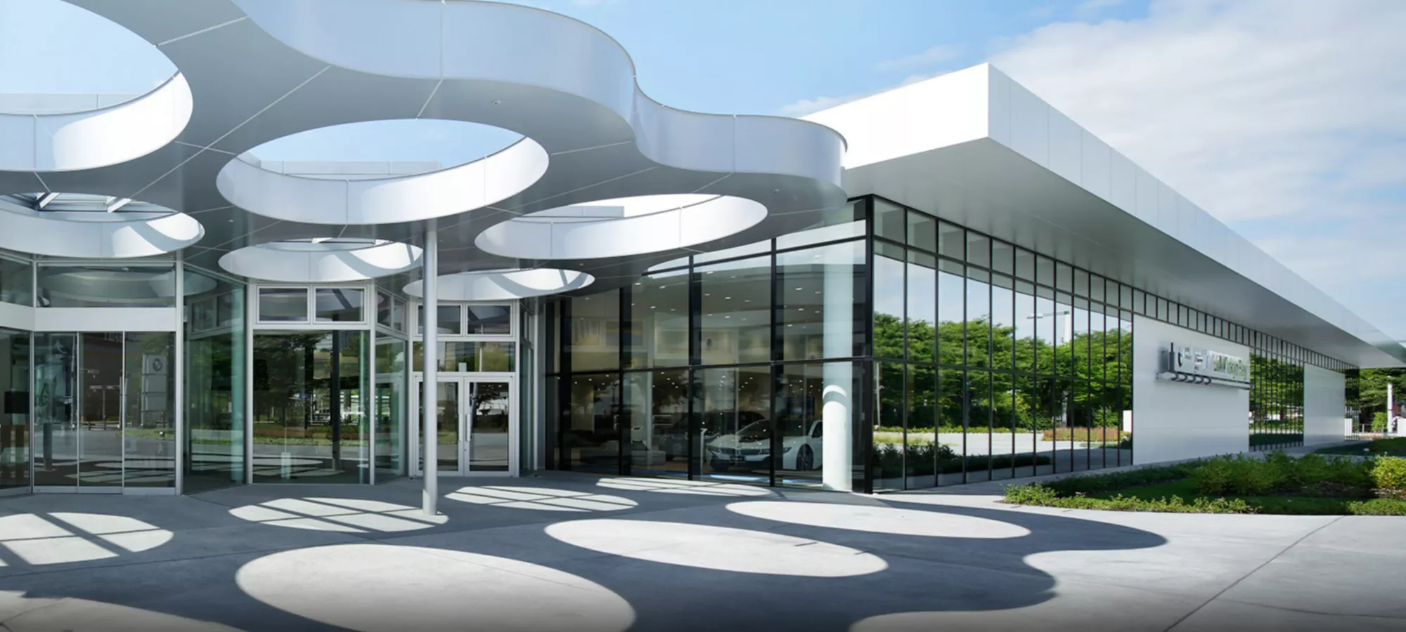 BMW GROUP Tokyo Bayへようこそ。